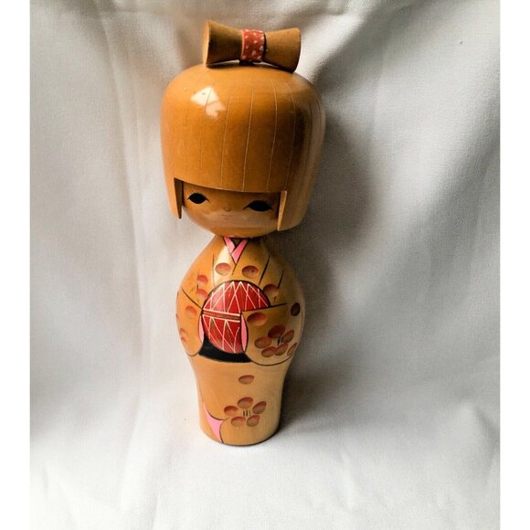 Japanese Kokeshi Doll With Hair Bow Kimono Pink Carved Dots 10.5 “ - Picture 1 of 8